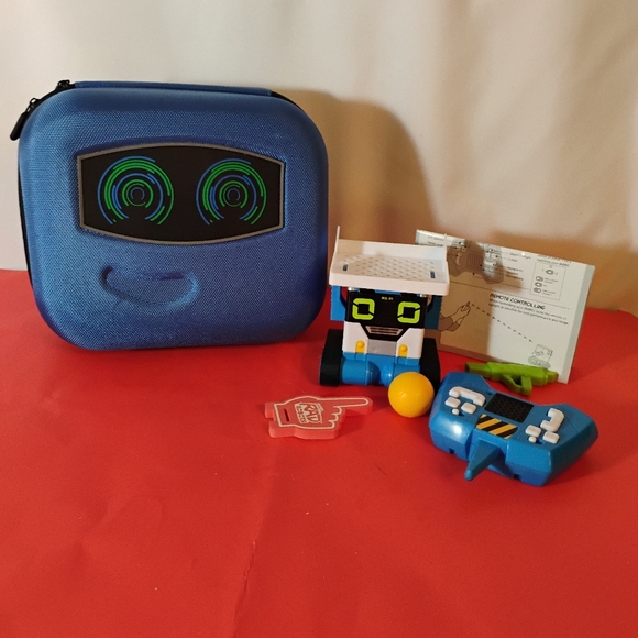 MiBro Really Rad Robot/w Remote/Case - Picture 1 of 13